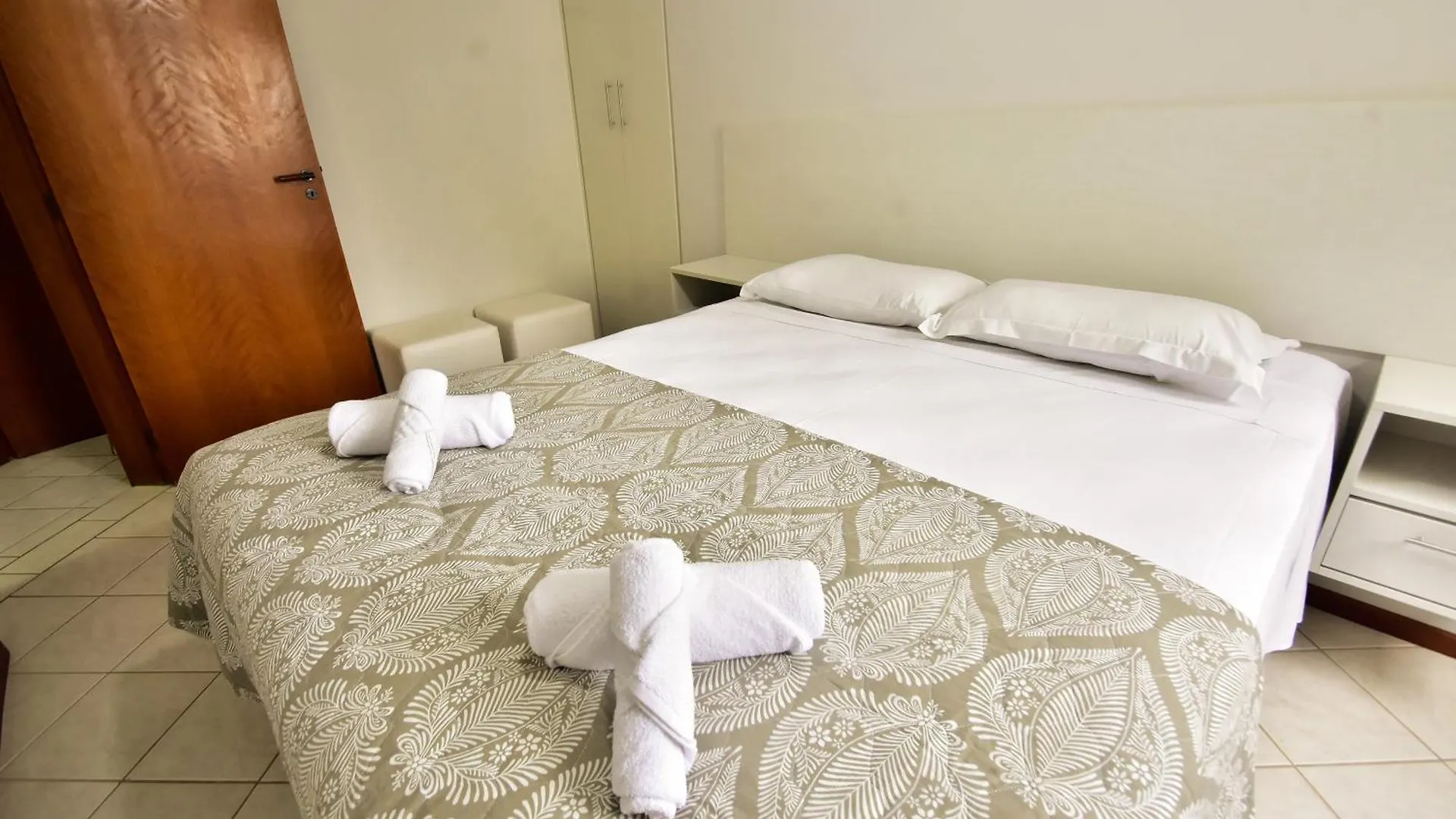 Apto 2 Quartos A 180M Da Praia De Canavieiras N286 Florianópolis 0*,  Brazílie